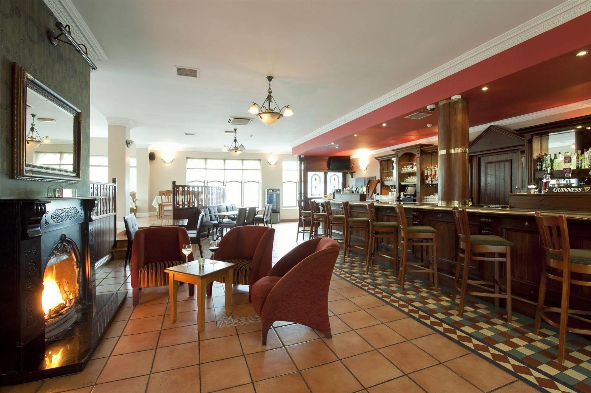 Riverside Park Hotel Макрум Екстер'єр фото